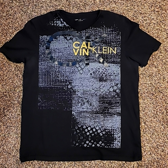 Calvin Klein T shirt - Picture 1 of 2